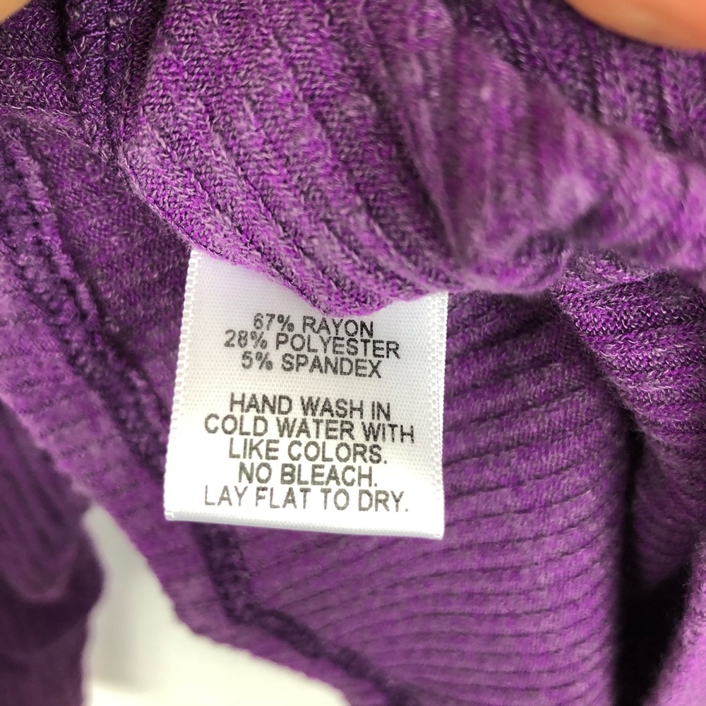 Harlow & Graham Keyhole Back Ribbed Pullover - Picture 8 of 8